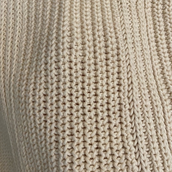 Banana Republic sweater - Picture 3 of 3